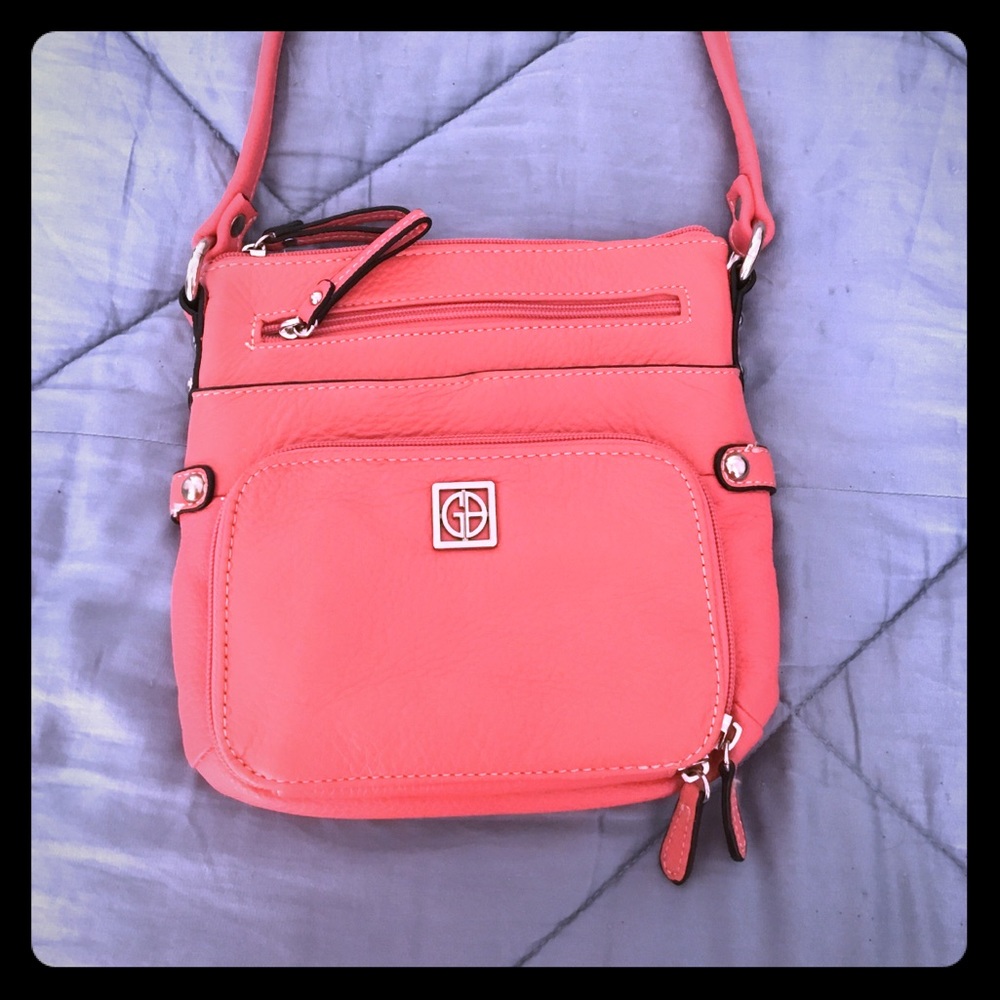 Giani Bernini pink cross body bag